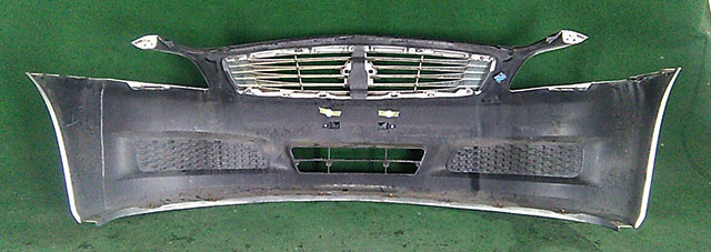 Бампер передний серебро в сборе с решеткой радиатора, нижние решетки (потерт) 62022JK06A 2BU для NISSAN SKYLINE V36 2006-2014