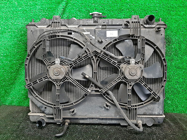 Радиатор охлаждения двигателя в сборе с диффузором, моторчики, крыльчатки 214605V703 BU (Б/У) для NISSAN SERENA II C24 1999-2005