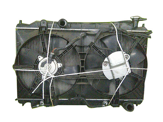 Радиатор охлаждения двигателя в сборе с диффузором, моторчиками АКПП 214609Y000 BU для NISSAN TEANA J31 2003-2005