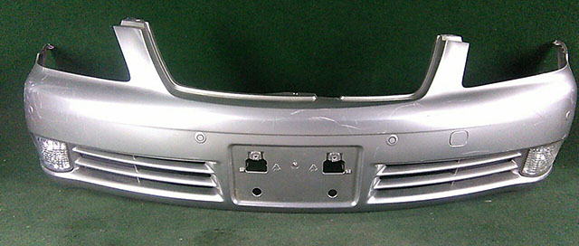 Бампер передний серебро в сборе с ПТФ, парктроники, проводка (потерт, дефект верхнего крепления) 5211930520B0 BU (Б/У) для TOYOTA CROWN S180 2003-2008