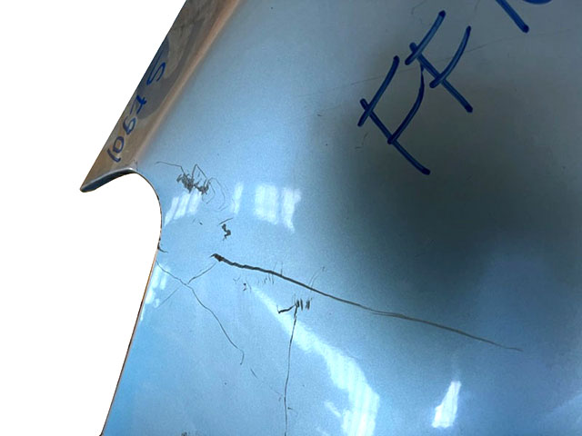 Крыло переднее левое голубое с отв. под повторитель (потерто) 5381252280 3BU