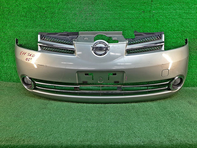 Бампер передний серо-зеленый в сборе с решеткой радиатора, ПТФ (царапины) F20221U6MG BU (Б/У) для NISSAN NOTE E11 2005-2008