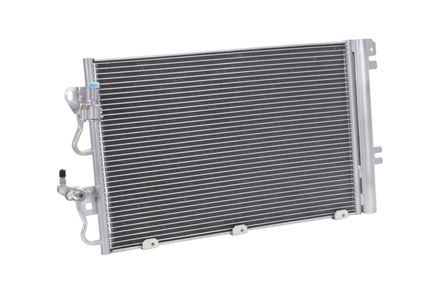 Радиатор кондиционера 104767B для OPEL ASTRA H A04 / L70 2004-2015