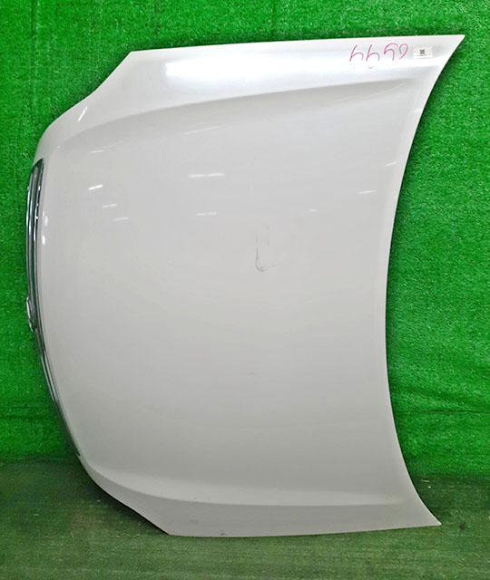 Капот белый в сборе с шумоизоляцией, решетка радиатора (потерт) F51009Y0MM 3BU (Б/У) для NISSAN TEANA J31 2003-2005