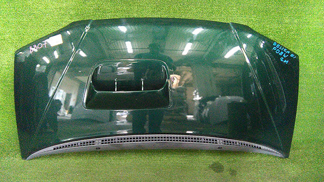 Капот зеленый в сборе с шумоизоляцией, воздухозаборник (тычок) MR555387 BU (Б/У) для MITSUBISHI DELICA SPACE GEAR / CARGO IV P_V / P_W 1994-2007