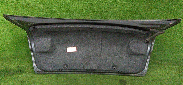Крышка багажника черная в сборе с фонарями, спойлер, камера, кнопка (дефект ЛКП) 5920A137 4BU (Б/У) для MITSUBISHI LANCER X