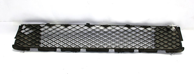 Решетка переднего бампера центральная 6402A218 BU (Б/У) для MITSUBISHI ASX GA 2010-2012