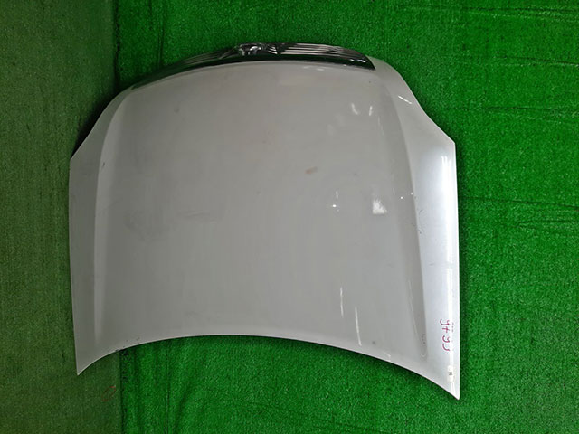 Капот белый в сборе с решеткой радиатора, шумоизоляция (потерт) F51009Y0MM 11BU (Б/У) для NISSAN TEANA J31 2003-2008