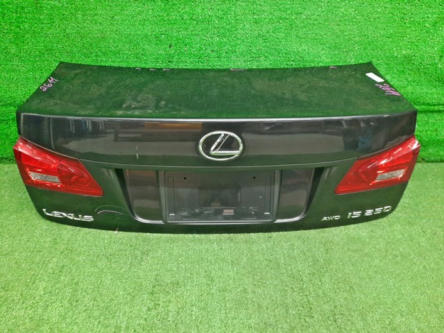 Крышка багажника черная в сборе с фонарями, камерой (царапины) 6440153110 2BU (Б/У) для LEXUS IS II 250/350 XE20 2005-2013