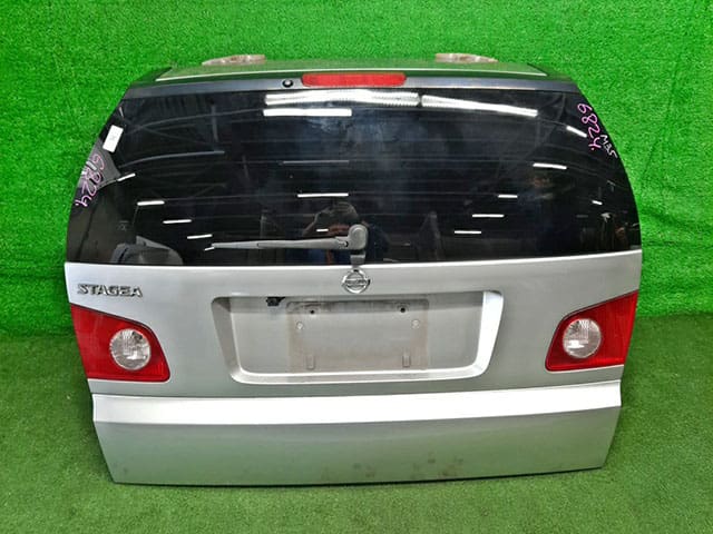 Крышка багажника серебро в сборе со стеклом, стеклоочиститель, фонари 90100AQ060 BU (Б/У) для NISSAN STAGEA II M35 2001-2007