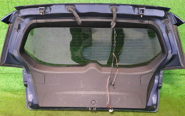 Крышка багажника синяя в сборе со стеклом, спойлер высокий, стеклоочиститель, фонари, петли 5801A302 1BU (Б/У) для MITSUBISHI OUTLANDER XL CW 2010-2012