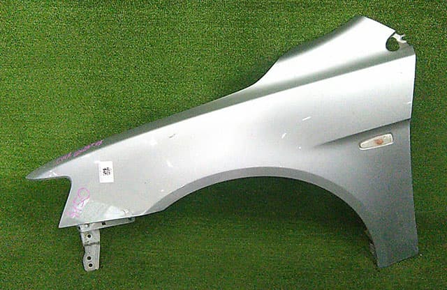 Крыло переднее левое серебро в сборе с повторителем 5220C527 2BU для MITSUBISHI LANCER X