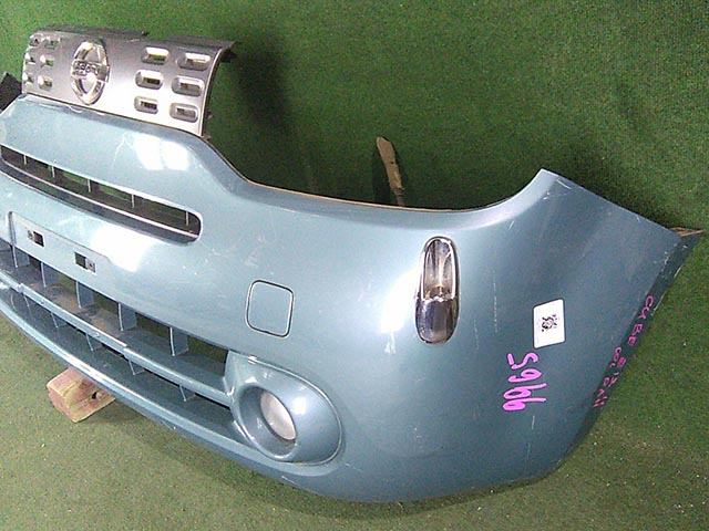 Бампер передний голубой в сборе с решеткой радиатора, ПТФ, антенна 620221FA1D BU (Б/У) для NISSAN CUBE III Z12 2008-2020
