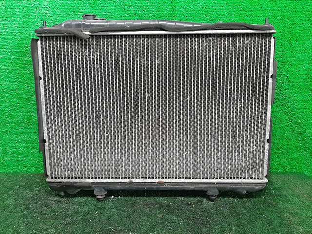 Радиатор охлаждения двигателя в сборе с диффузором АКПП 214604P000 BU (Б/У) для NISSAN CEDRIC IX Y33 1995-1999