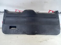 Обшивка крышки багажника (потертость)