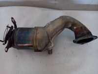 Глушитель (приемная труба) передняя часть в сборе с катализатором 2WD АКПП (отличное состояние)